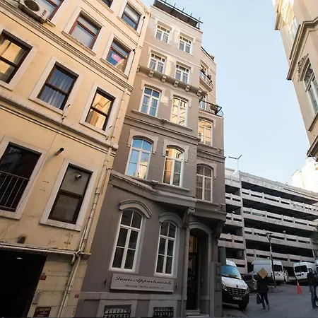 Louis Galata 4*