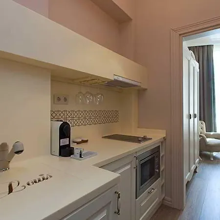 Louis Galata Szálloda 4*