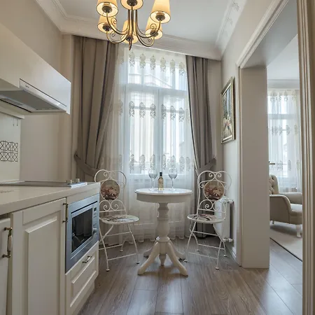 Louis Galata Hotel 4*