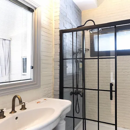 מלון Louis Galata 4*