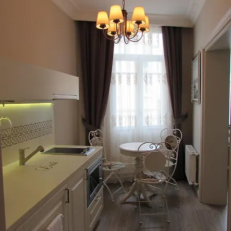Louis Galata Istambul